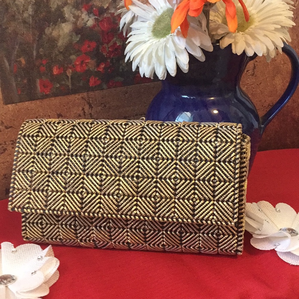 BEAUTIFUL EVENING PARTY CLUTCH PURSE